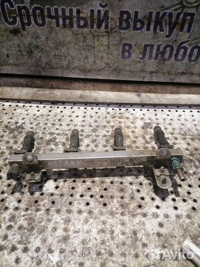 Рампа топливная Opel Astra H