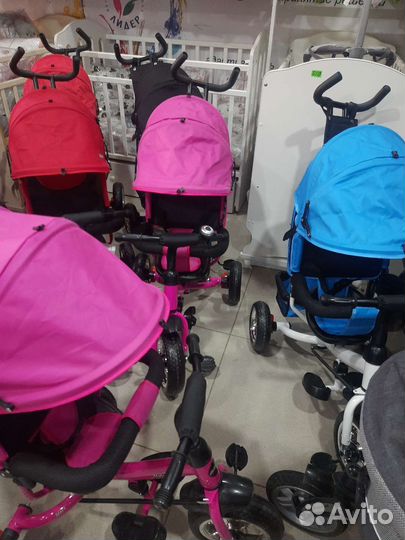 Велосипеды коляски большой выбор в наличии