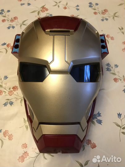 Маска со свето-звуковым эффектом