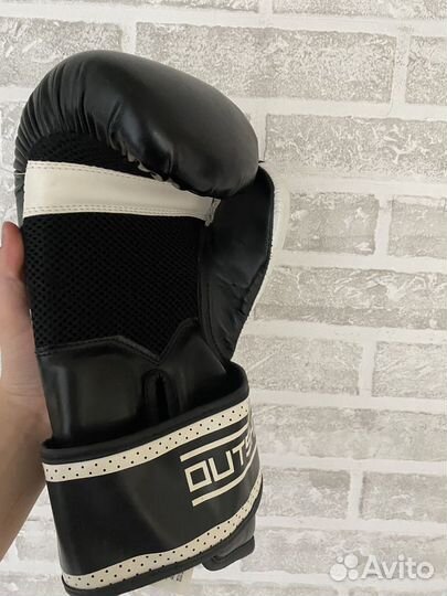 Боксерские перчатки 12 oz кожа