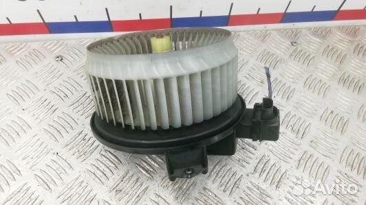 Моторчик печки dodge caliber (6BR15KK01)