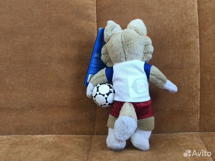 Мягкая игрушка забивака с чм 2018