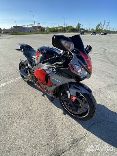 Honda cbr 1000 rr