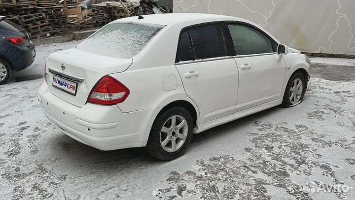 Крышка багажника Nissan Tiida (C11) H4300-EM1MA