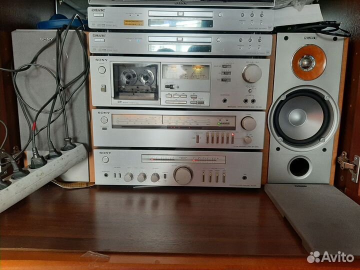 Музыкальный центр sony