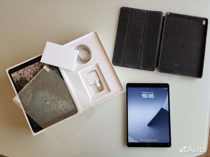 iPad pro 10.5 Wi-Fi + LTE 256gb