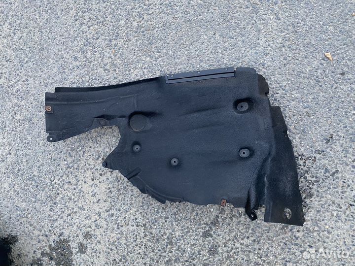 Передний левый локер подкрыльник бмв 7 f01 f02