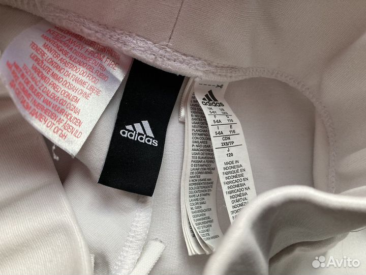 Спортивный костюм adidas 110-116