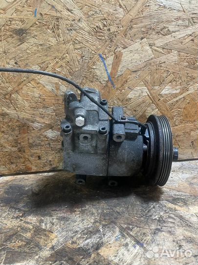 Компрессор кондиционера Киа Спектра