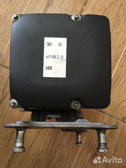 Блок ABS Mercedes W211 W219