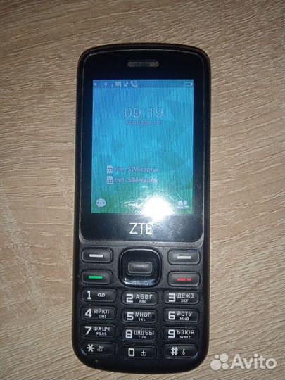 Кнопочный телефон ZTE бу