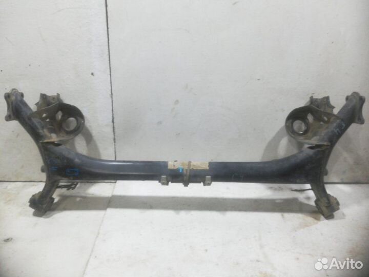 Балка задняя (подрамник) задняя Peugeot 308 4B