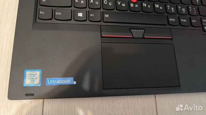 Lenovo thinkpad x1 yoga Core i7