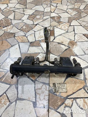 Топливная рампа (рейка) Citroen C4 хэтчбэк TU5JP4