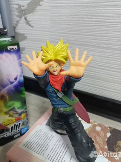 Продам фигурку Супер Сайян Транкс Драгонболл