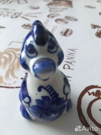 Фигурки дракона и зайца