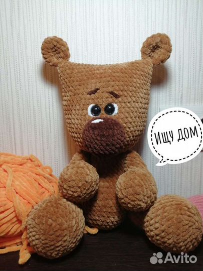 Вязаный мишка (ручная работа)