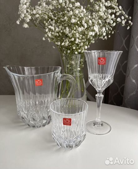 Графин, стаканы и фужеры