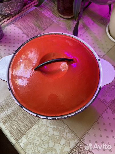 Кастрюля чугунная СССР