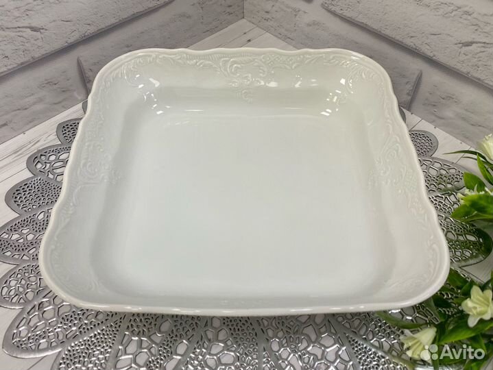 Салатник 25см. недекорированный Bernadotte