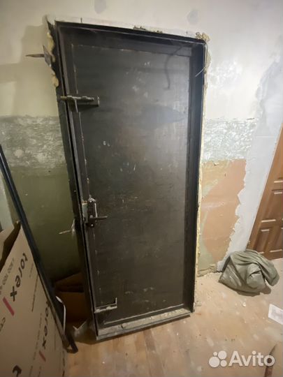 Дверь входная металлическая