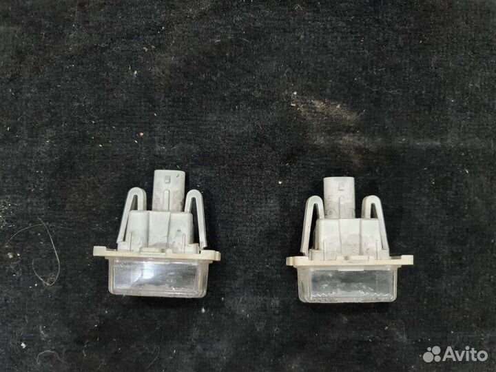 Подсветка заднего номера Mercedes W204 рестайлинг