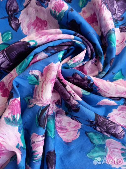 Отрез ткани 2,5 метра