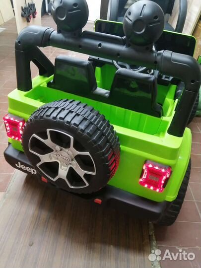 Детский электромобиль jeep