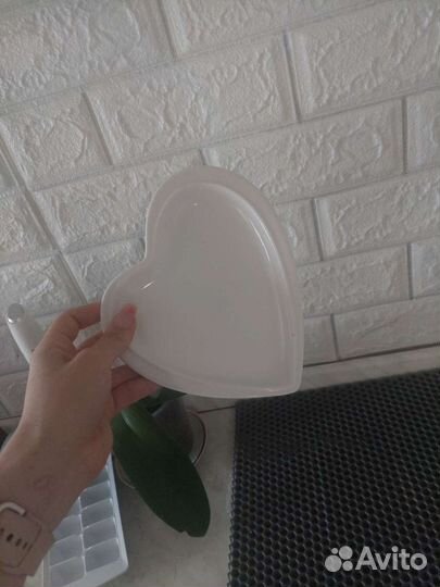 Тарелка белая сердце