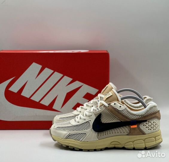 Современные кроссовки Nike Zoom Vomero 5