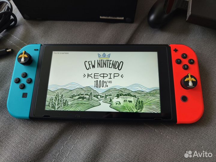 Чипованная Nintendo Switch rev 2 32+256 чехол