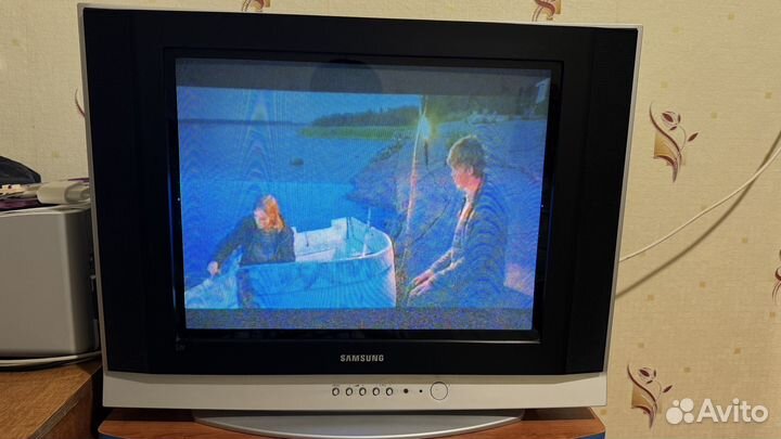 Телевизор samsung