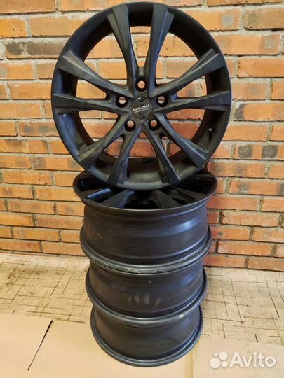 Литые диски r17 Toyota Lexus