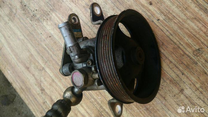 Насос гидроусилителя Nissan X-Trail (T30) 2001-200