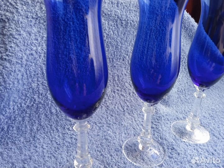 Бокалы для шампанского