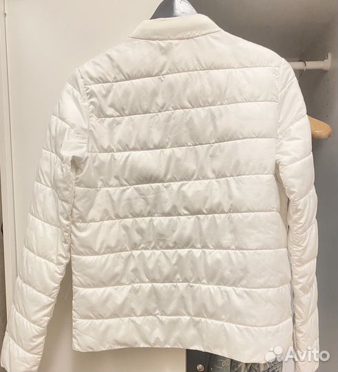 Куртка ветровка Befree белая