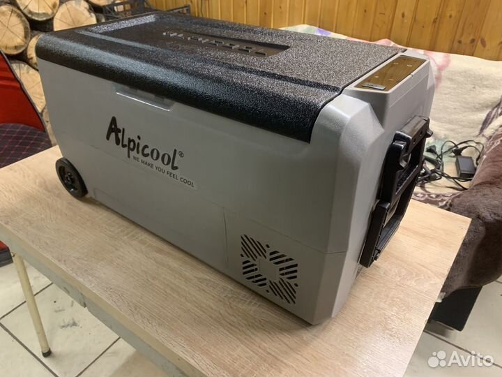 Холодильник компрессорный автомобильный