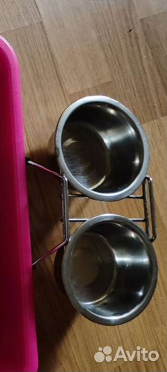 Лоток для собак под пеленку И миска для корма