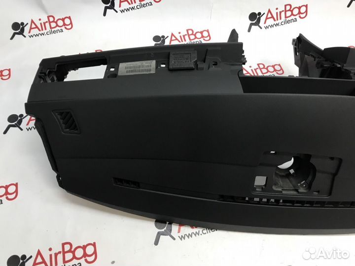 Торпедо панель приборов BMW E60