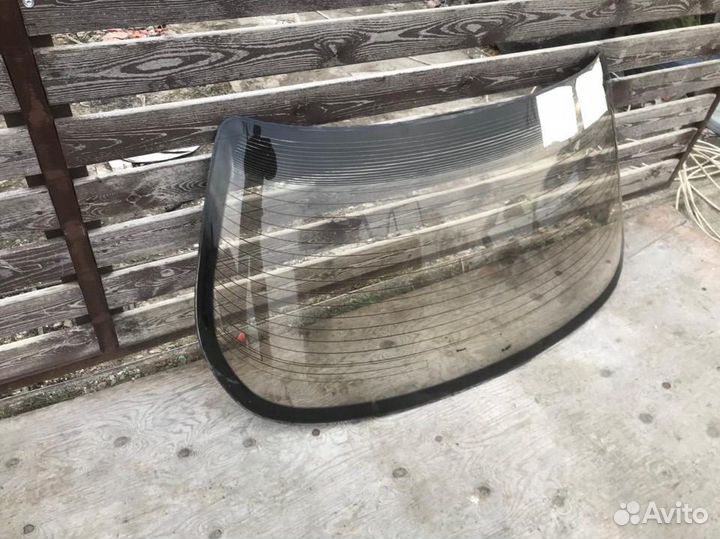 Заднее стекло Toyota Vista 90-94г V30