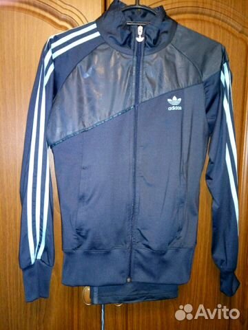 Спортивный костюм