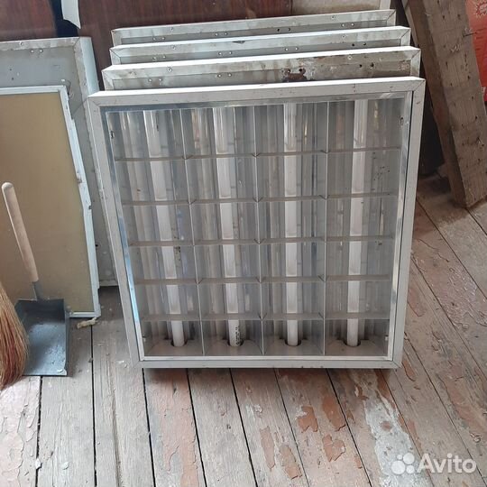 Светильник потолочный