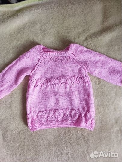 Детский свитер ручной вязки