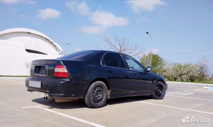 Honda Accord 2.0 AT, 1986, 250 000 км