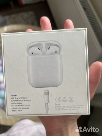 Коробка от наушников apple
