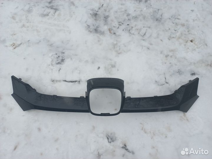 Решётка радиатора Honda CR-V 4 рестайл