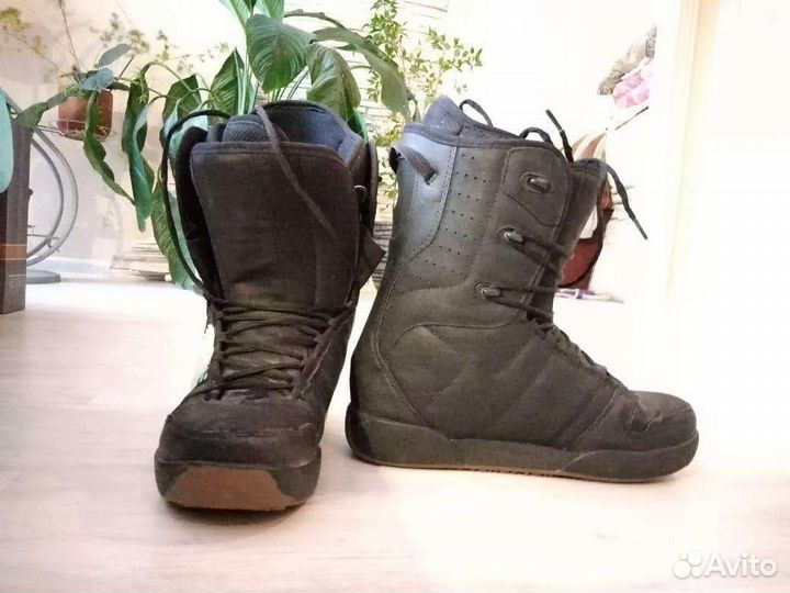 Сноубордические ботинки 41-42р
