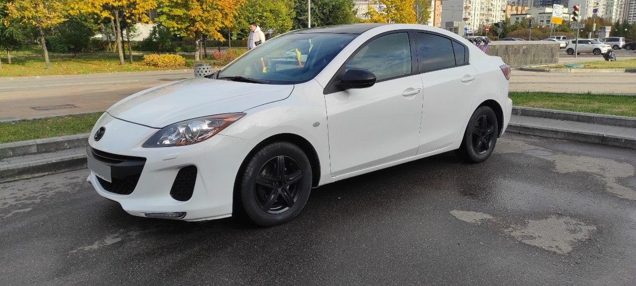 Mazda 3: фото владельца