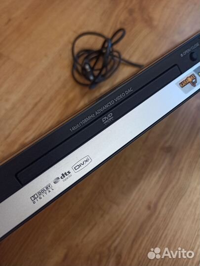 DVD плеер samsung