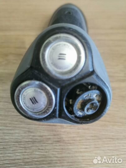 На зап. части Электробритва для Philips PT727